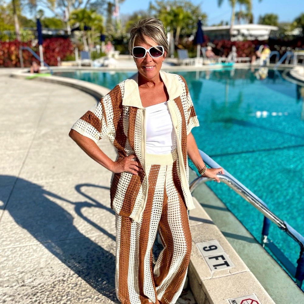 NWT Blakely Brown and white/cream stripe 2 piece knit cover up pant set